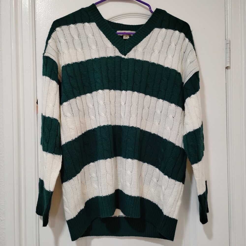 Love Change Italy V-neck Knit Green and White Striped Sweater | Womens Sz Medium